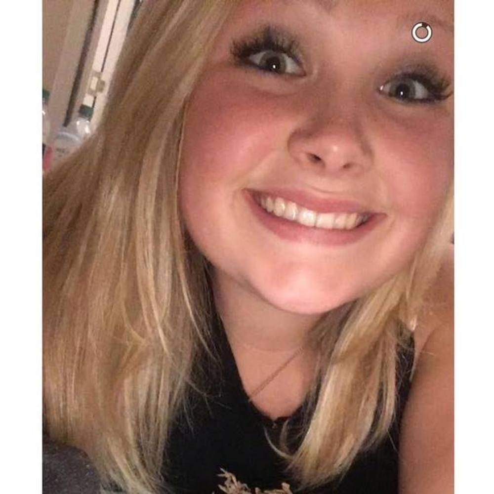 Meet your Posher, Carley